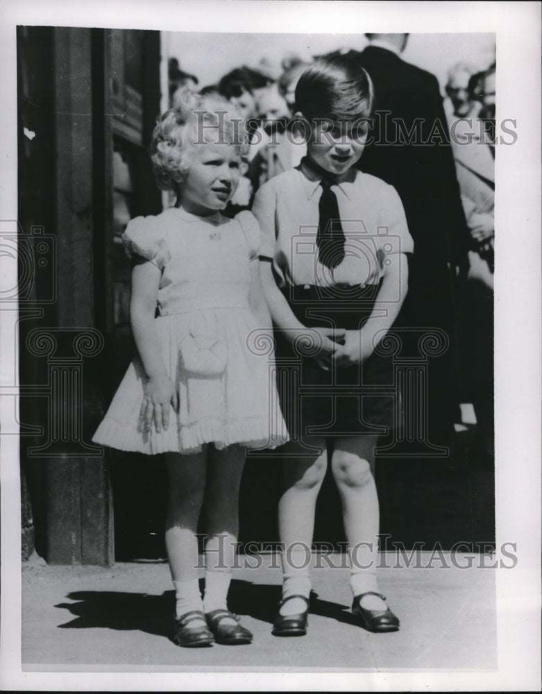 1955 Press Photo Prince Charles Sister Anne Mount Everest - Historic Images