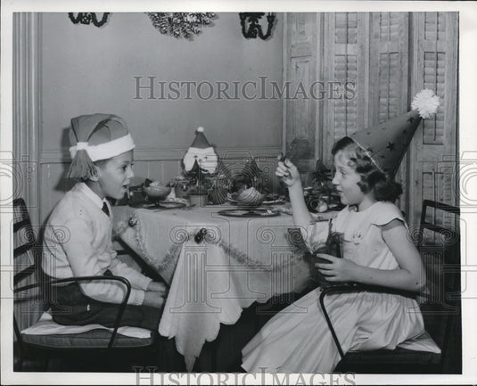 1953 Press Photo Children's Party - Historic Images