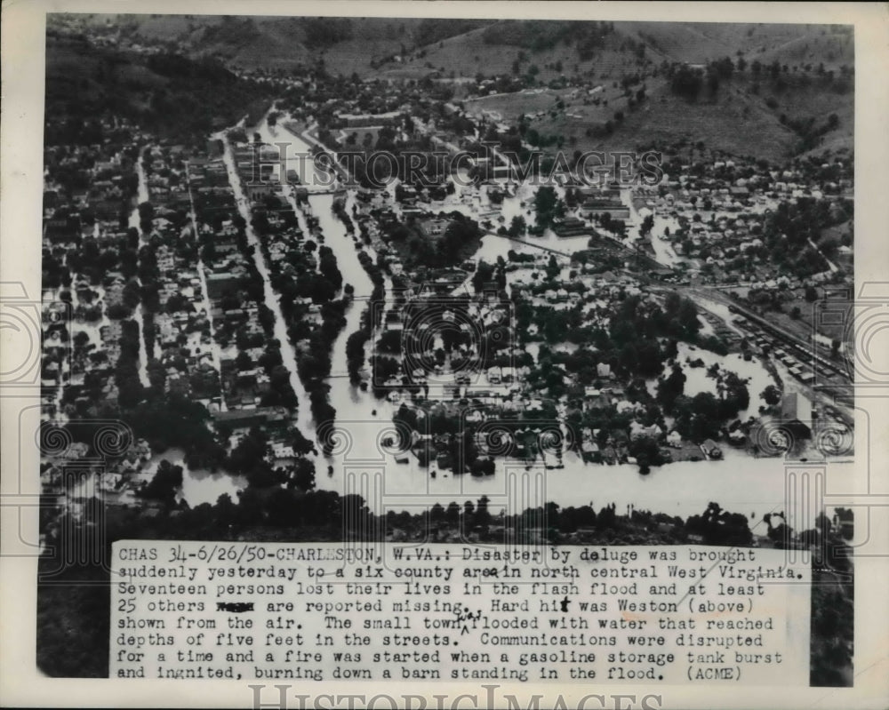 1950 Press Photo Air view of flash flooding at Charleston W Va - Historic Images