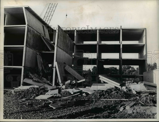 Press Photo Holiday Inn, Interstate 77 Rockside Rd, Independence - Historic Images
