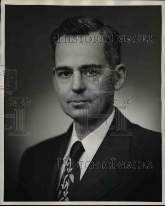 1953 Press Photo G-E Atomic Products Division General Manager Francis McCune - Historic Images