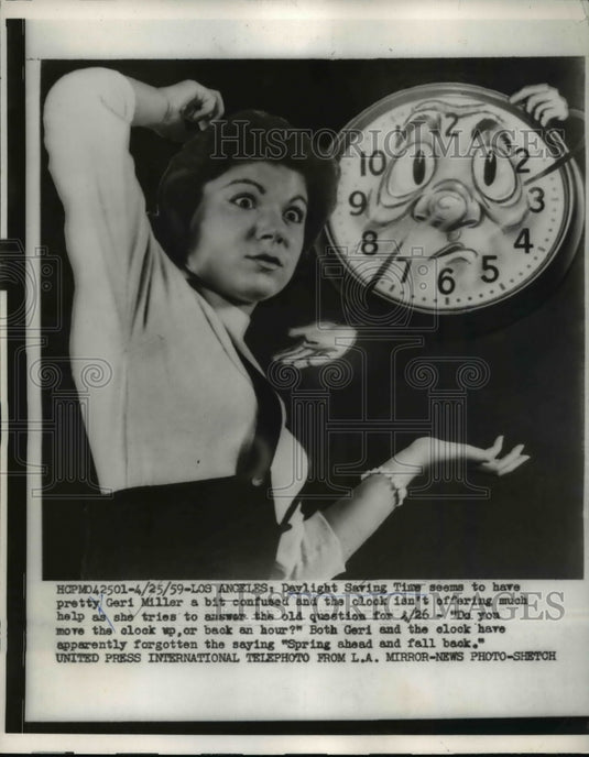 1959 Press Photo LA Calif Daylight Savings Time clock & Geri Miller - Historic Images