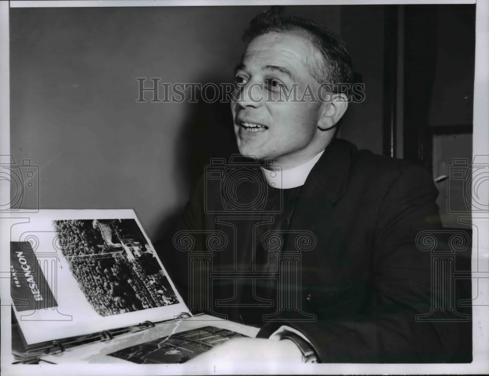 1955 Press Photo Reverend Robert Simon, Saone France Priest - Historic Images