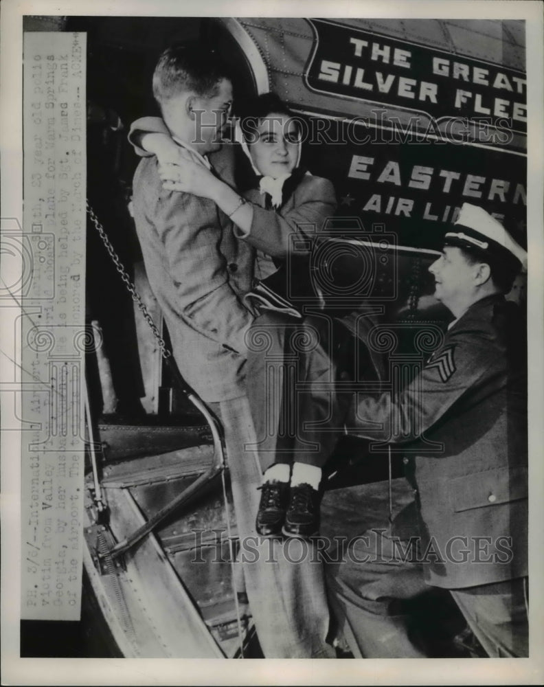 1951 Press Marilyn Smith &amp; husband on Eastern Airline planePhoto - Historic Images