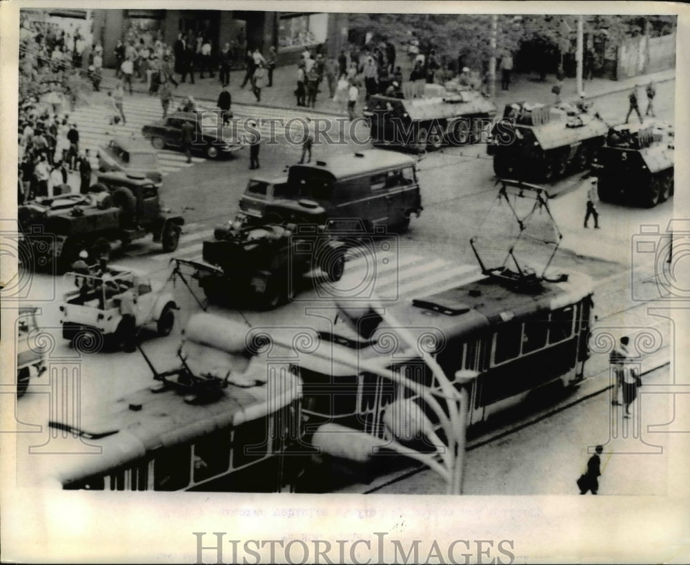 1969 Press Photo Prague Armored vehicles staffed by police and military patrol - Historic Images