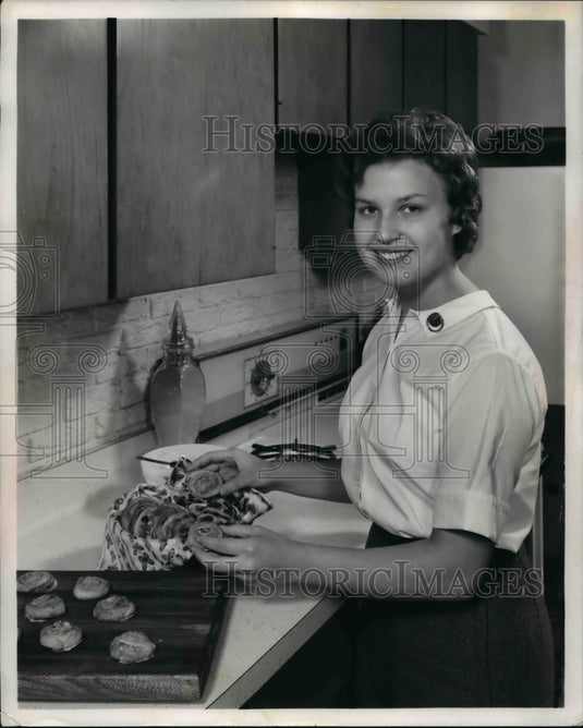 1963 Press Photo Mary Louise Will award winning teenager - Historic Images