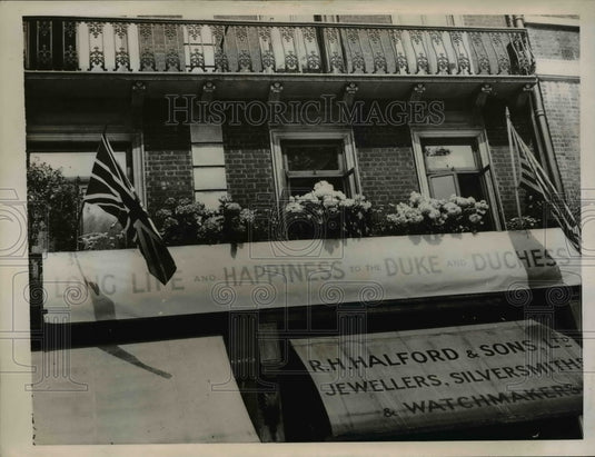 1937 Press Photo American in London honors Duke and Duchess of Windsor - Historic Images