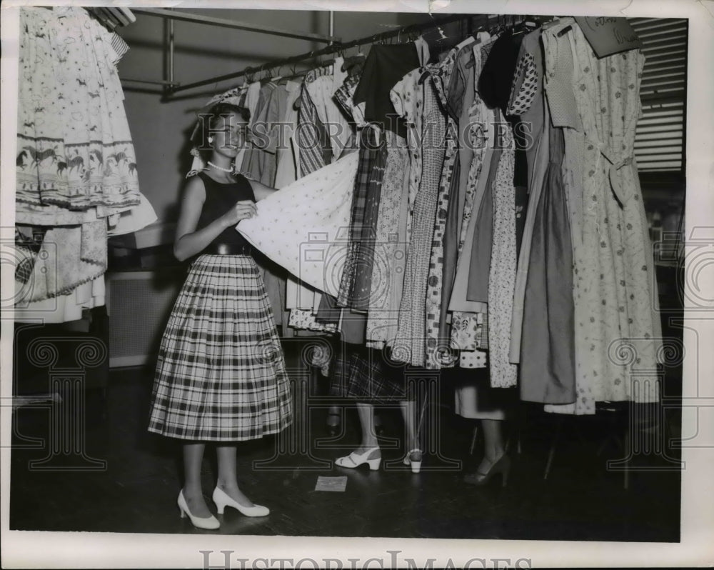 1955 Press Photo Jean Lally with the new design dresses - Historic Images