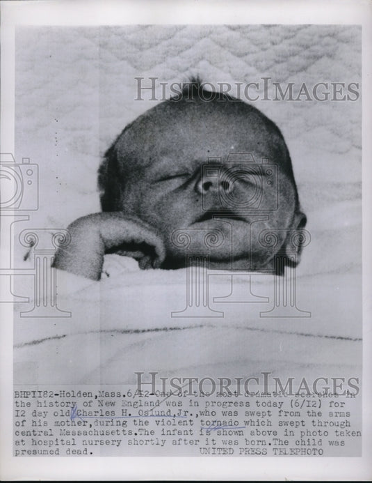 1953 Press Photo Newborn Baby Son of Charles H. Oslund Jr. Recovers from Tornado - Historic Images