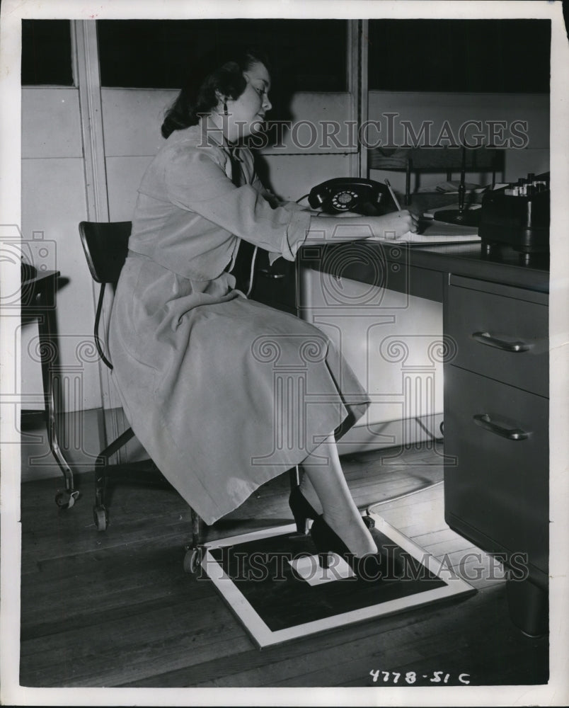 1951 Press Photo Rubber Foot Warmer- Historic Images