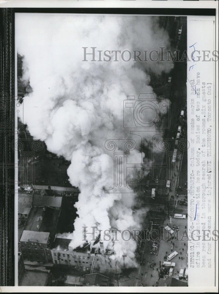 1961 Press Photo The Toronto Hotel during fire - Historic Images