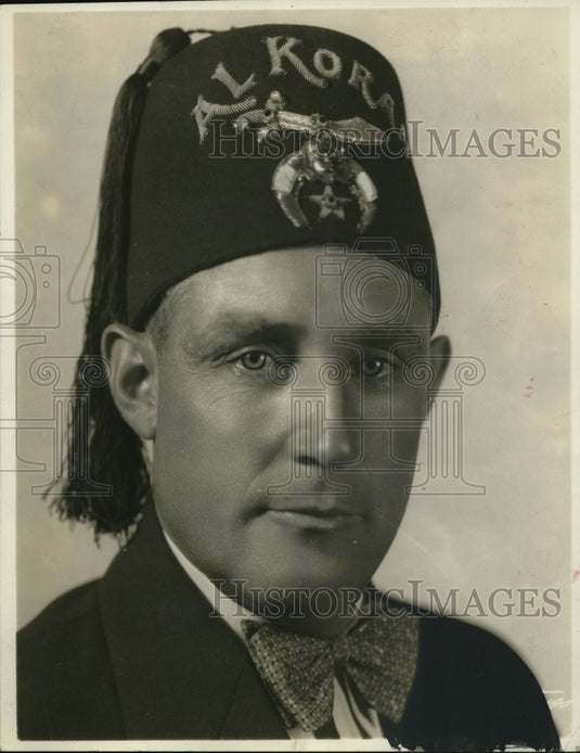 1932 Press Photo Earl Freer, treasurer of the Shriners - Historic Images