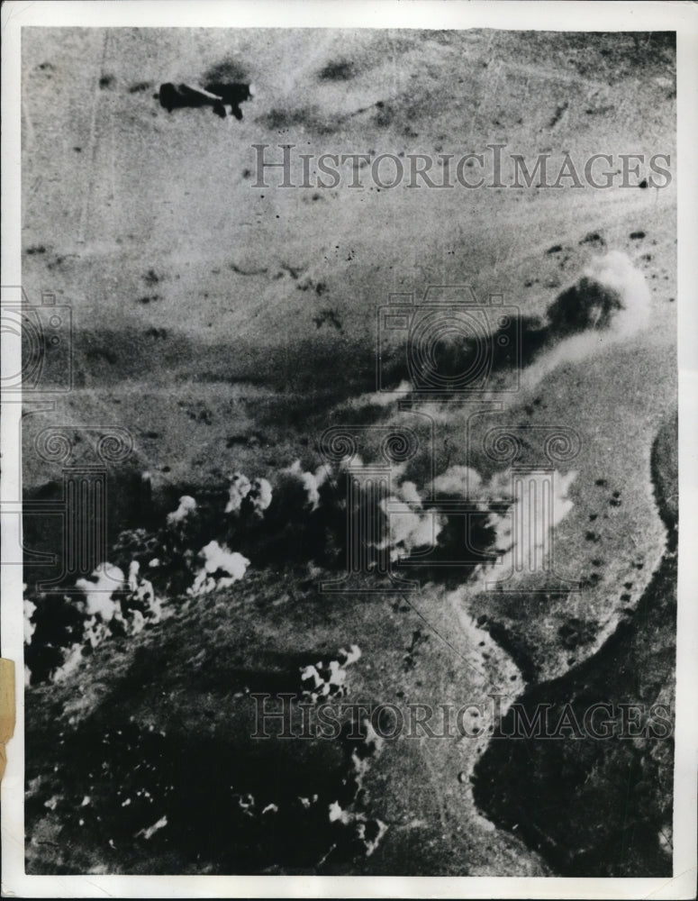 1941 Press Photo German Stuka Dive bomber snarls over British held Tobruk - Historic Images