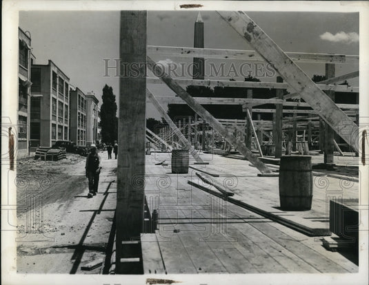 1941 Press Photo Former parking lot being converted to Annex of Navy building - Historic Images