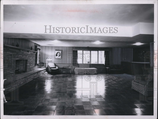 1960 Press Photo Jack Cusick home interior view of living space - Historic Images