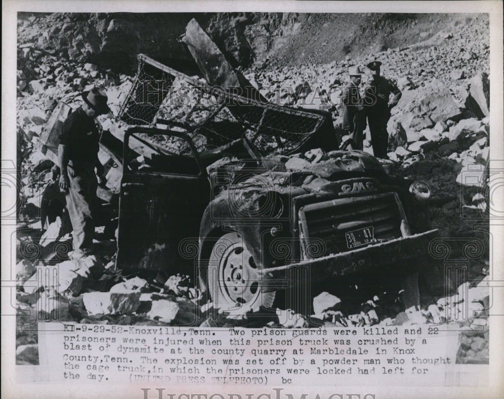 1952 Knoxville TN prison truck hit by dynamite blasted rock-Historic Images