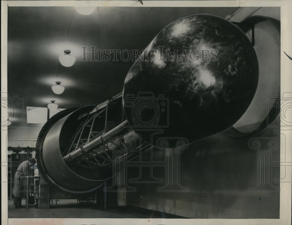 1941 Press Photo South Bend Ind Notre Dame Univ ,generator for 8 million volts - Historic Images