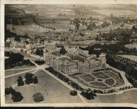 1933 Press Photo London England air view of Windsor Castle - Historic Images