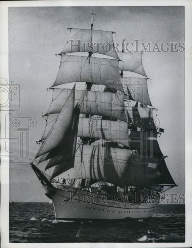 1962 Press Photo West German Navy&#39;s Windjammer Gorch Fock - Historic Images