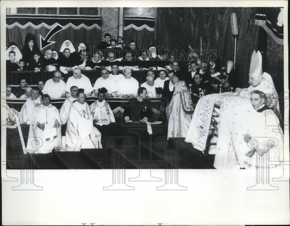 1962 Press Photo Rome Italy, Pope John XXIII, leg cured by prayers Antoino - Historic Images