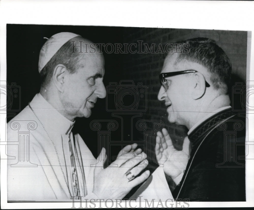 1969 Press Photo Vatican City Pope Paul VI Brasilian Cardnal Agnelo Rosai Bishop - Historic Images