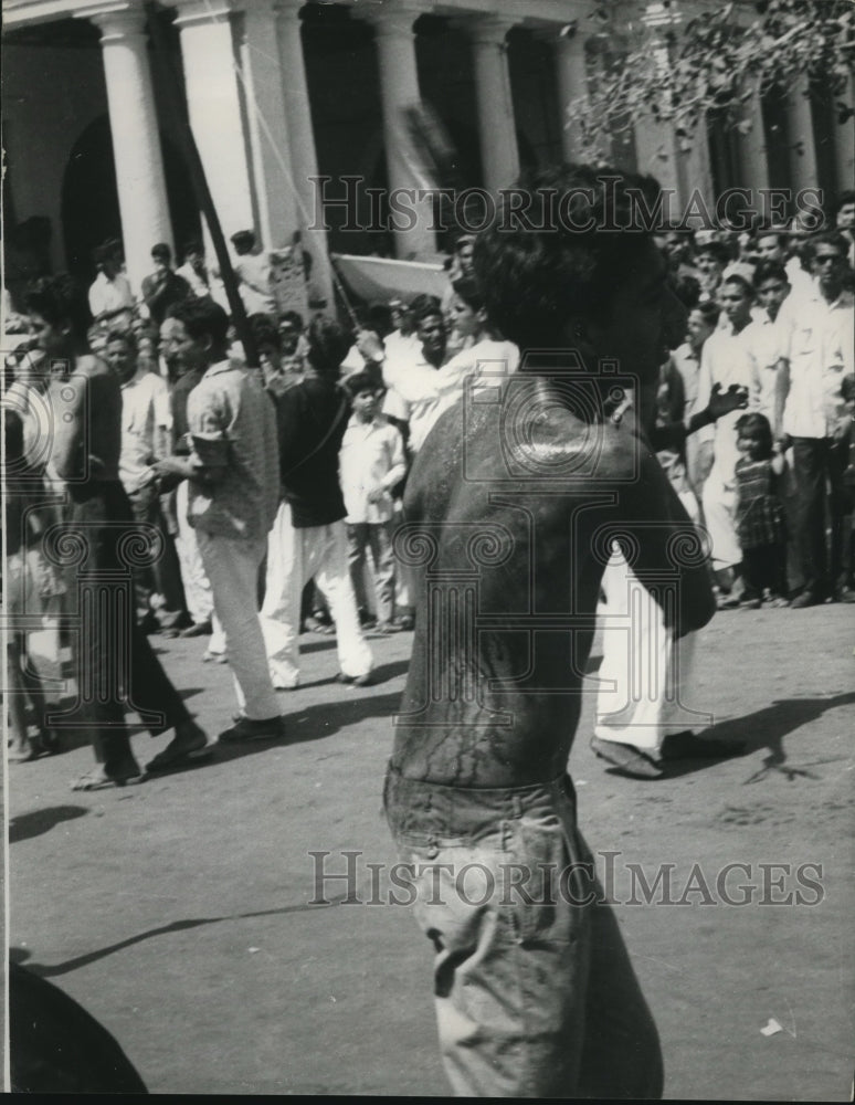 1966 Shia Sect Muslim re-enactment of agony &amp; death of Mohammad-Historic Images