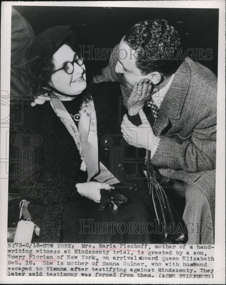 1949 Press Photo Mrs. Maria Fischoff greeted by her son, Emery Florian - Historic Images