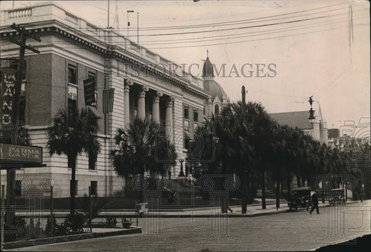 1920 The Post office building in Florida-Historic Images