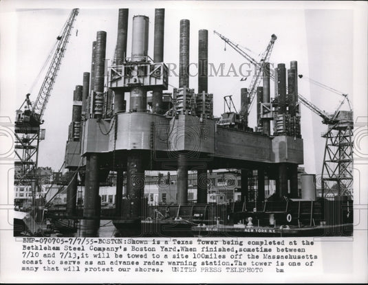 1955 Press Photo Texas Tower being completed at Bethlehem Steel Company Yard - Historic Images