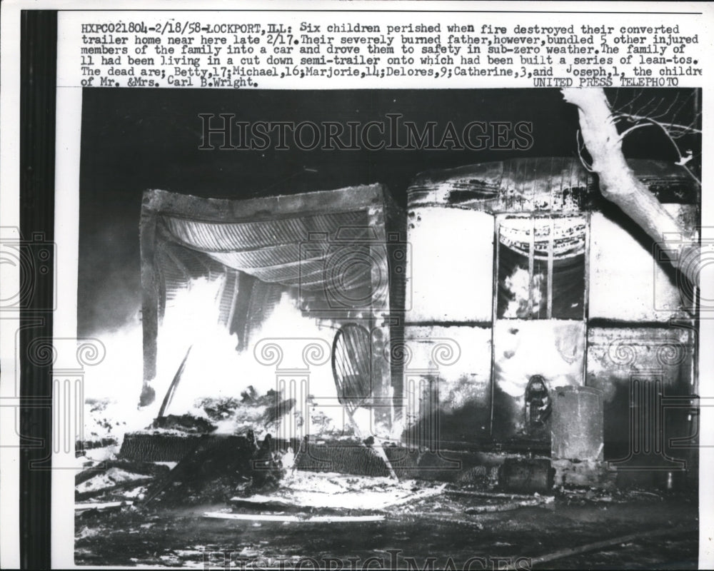 1958 Press Photo Fire destroyed converted trailer home,where 6 children perished - Historic Images