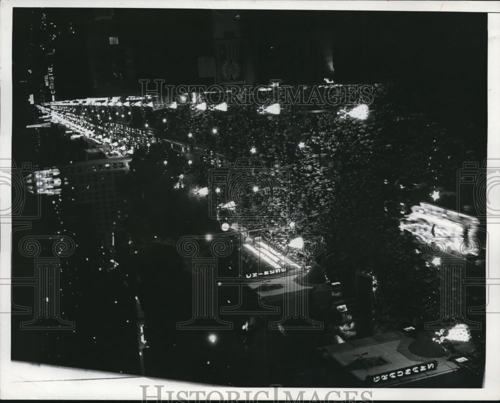 1940 From the roof of the Hollywood-Roosevelt Hotel-Historic Images