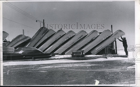 Press Photo Jim Boros owner operator White City Boat company- Historic Images