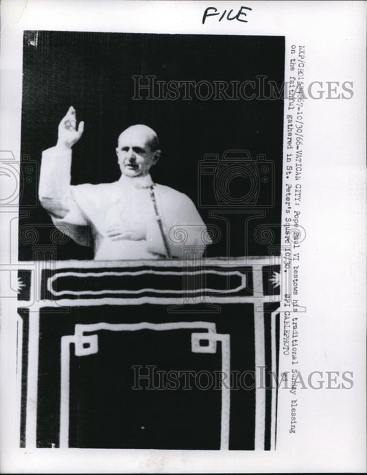 1966 Press Photo Vatican City Pope Paul VI at St Peter's Square - Historic Images