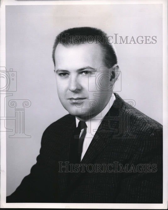 1962 Press Photo Mr Richard Pochedly, The Baker Laboratories, Inc. - Historic Images