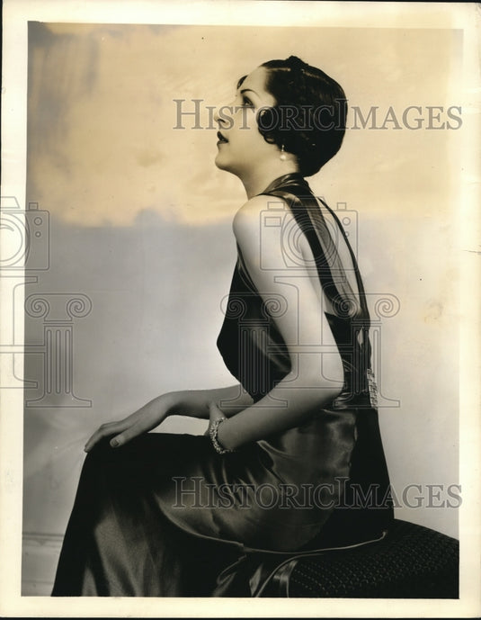 1934 Press Photo Singer Ruth Everets of "The Land of Beginning Again" NBC Radio - Historic Images