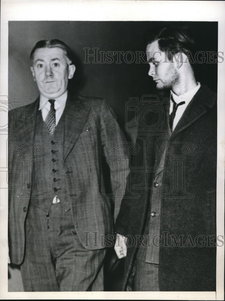 1946 Press Photo Philadelphia Pa Eugene LeRoy Perae, Dep John Leahy - Historic Images