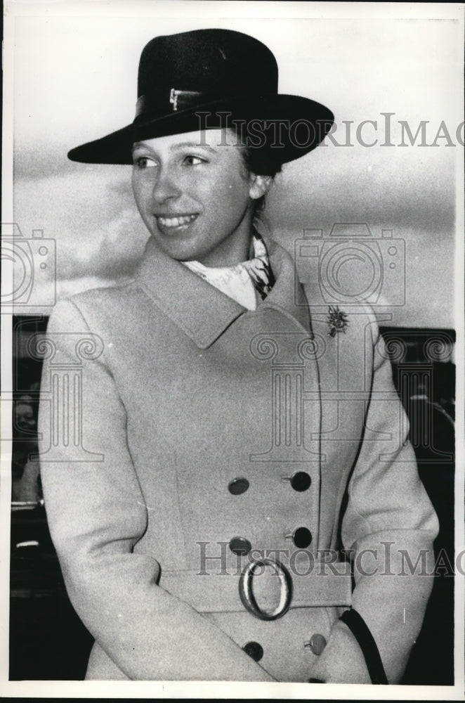 1969 Press Photo London Princess Anne on visit ta auto factory - Historic Images