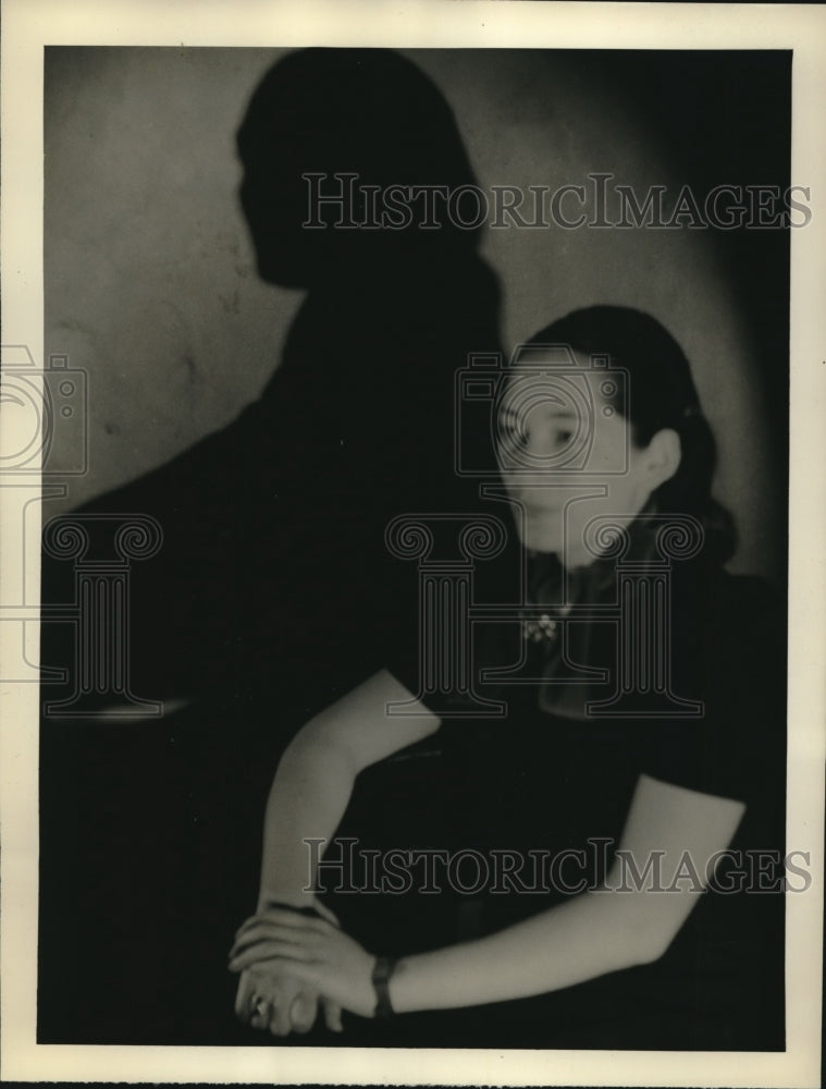 1938 Press Photo Ruth Shtasel during Rehearsal for first Non-Professional Run - Historic Images