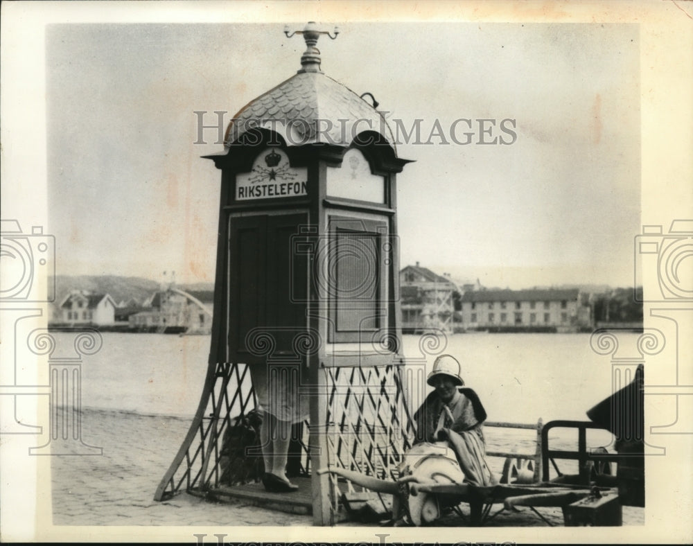 1940 Press Photo Ringside seat at Kattegat Naval Battle in Marstrand Sweden - Historic Images