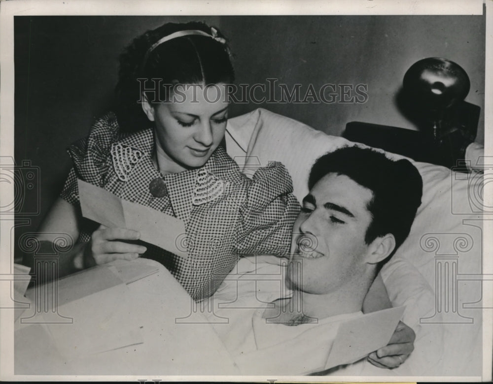 1938 Press Photo Harry Sedgemore losses both legs looks to an assured Job. - Historic Images