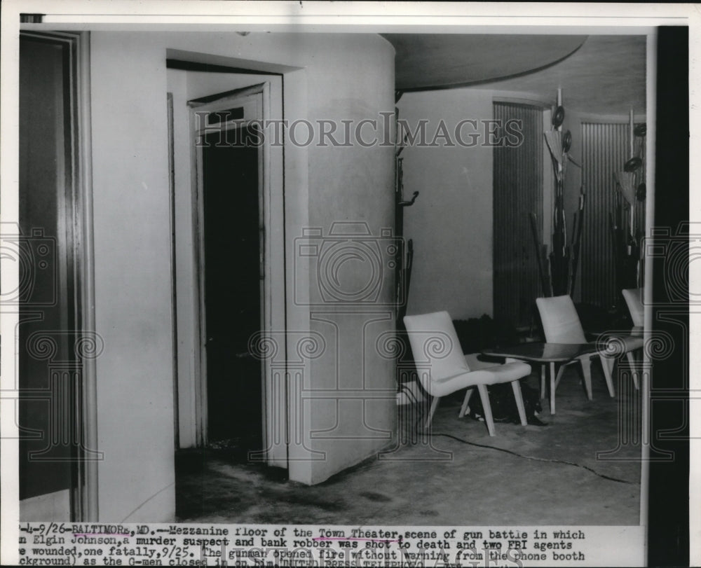 1953 Press Photo Mezzanine Floor of the Town Theatre - Historic Images