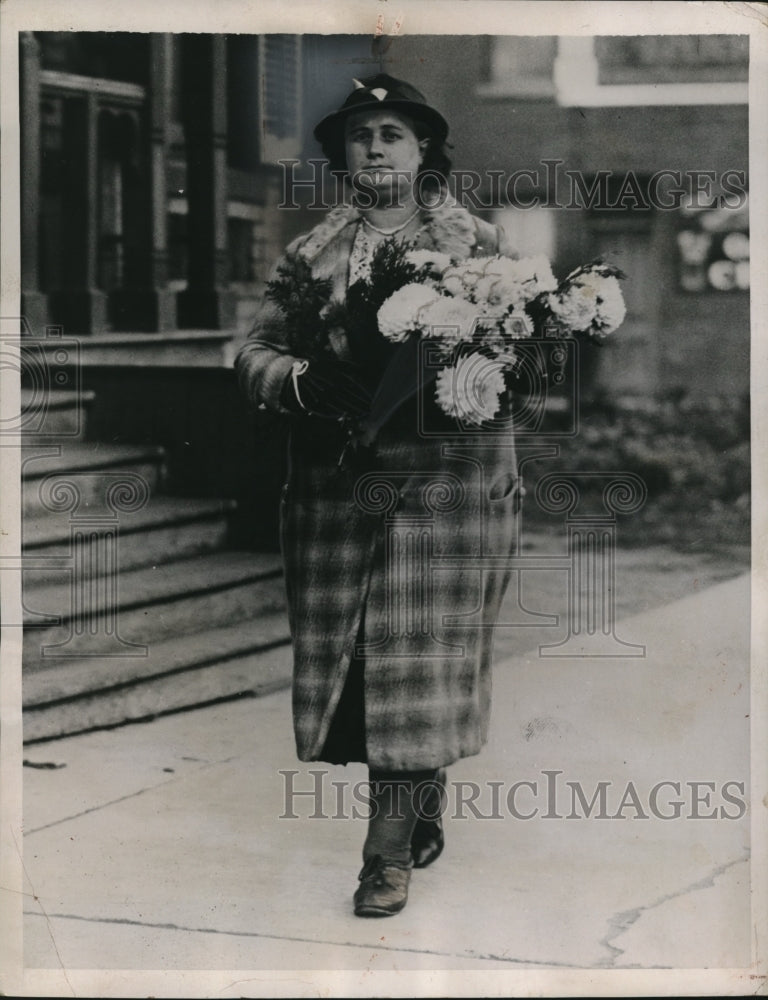 1936 Press Photo Mrs. Lilly Kenny, stock derby winner - ned80392 - Historic Images