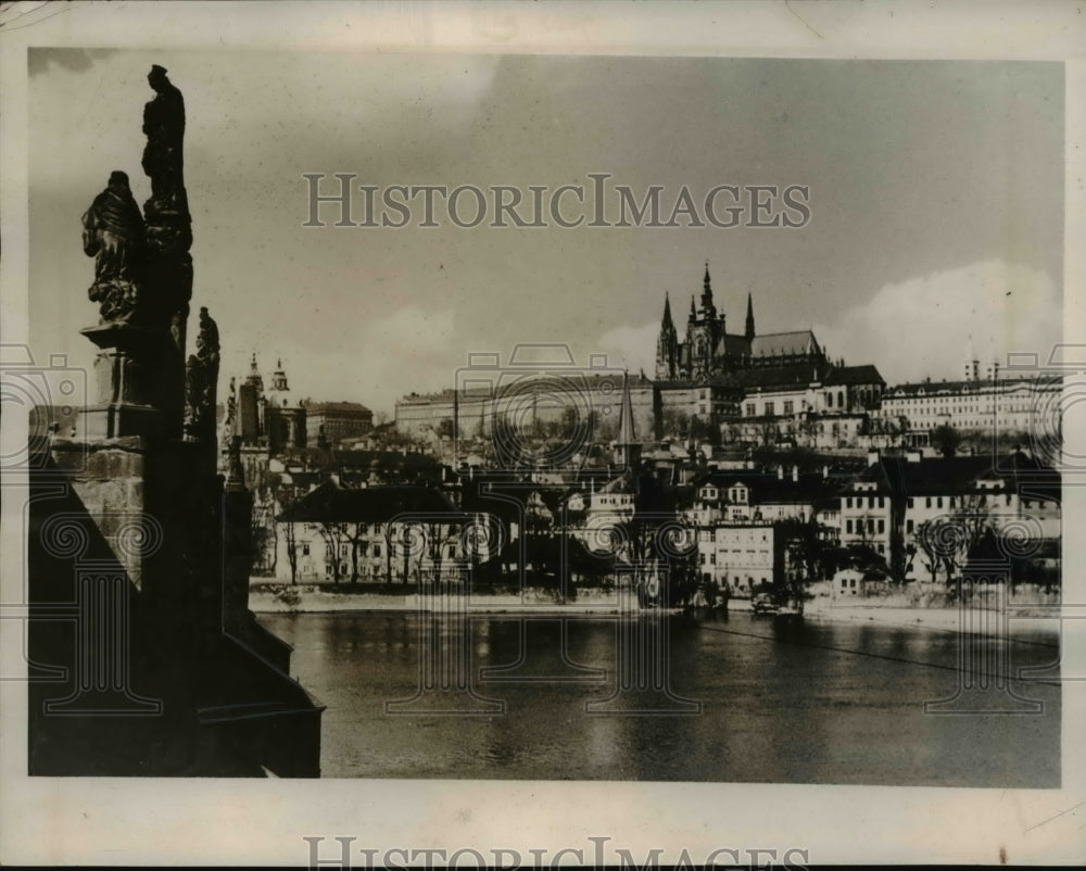 1939 Press Photo Hradceny Castle, Prague, Czech Republic - Historic Images