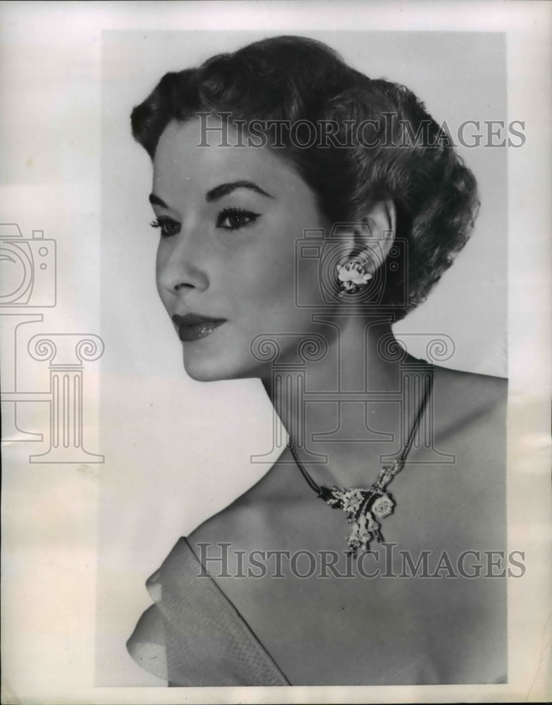 1950 Glittering Daisies &amp; Bluebells Necklace &amp; Earrings-Historic Images