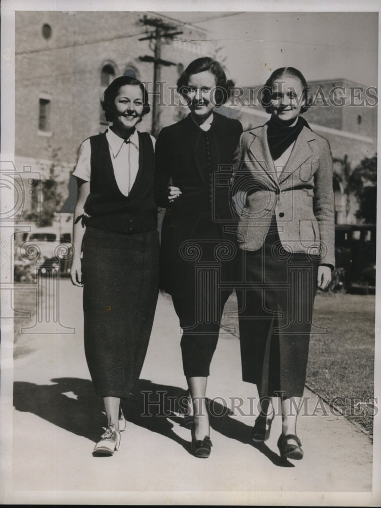 1935 Pauline Berg,Mary Frances Allen and Elma McDoniel-Historic Images