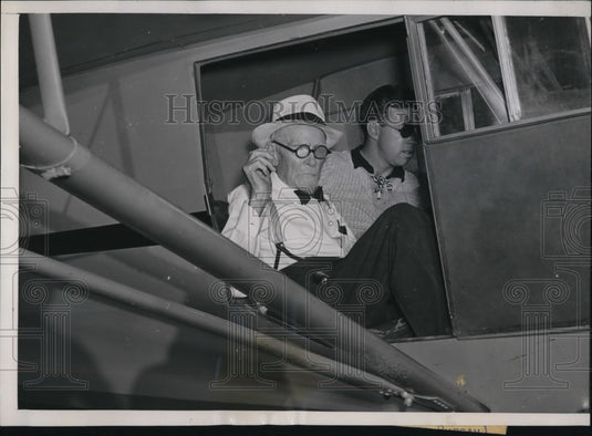 1939 David Knapp Taking over Controls While Pilot Gives Pointer - Historic Images