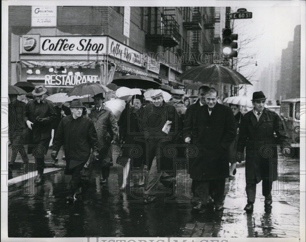 1966 Bad weather for transit union leader-Historic Images