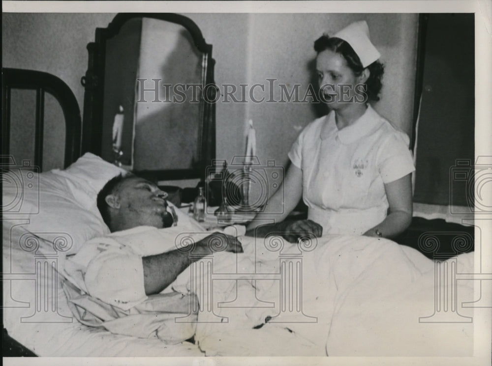 1939 Press Photo Anton J. Miller after taking a complaint to the state capital - Historic Images