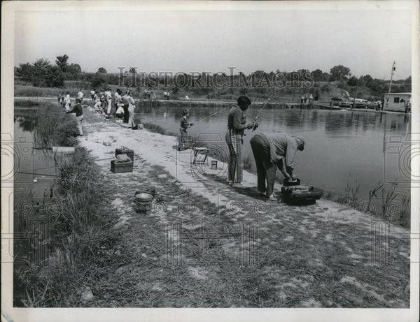 1971 Medina Fish Hatchery - Historic Images