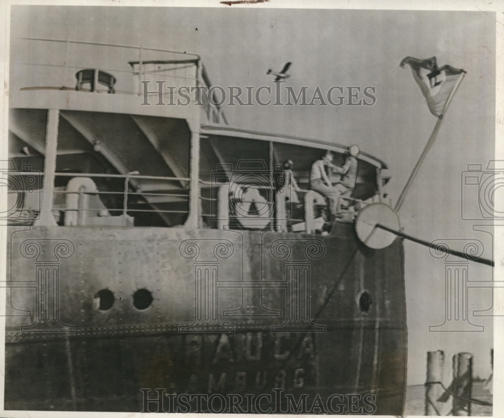 1939 Press Photo of the German freighter the Arauca docked in Florida.- Historic Images